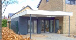 Aanbouw met carport in Oosterhout